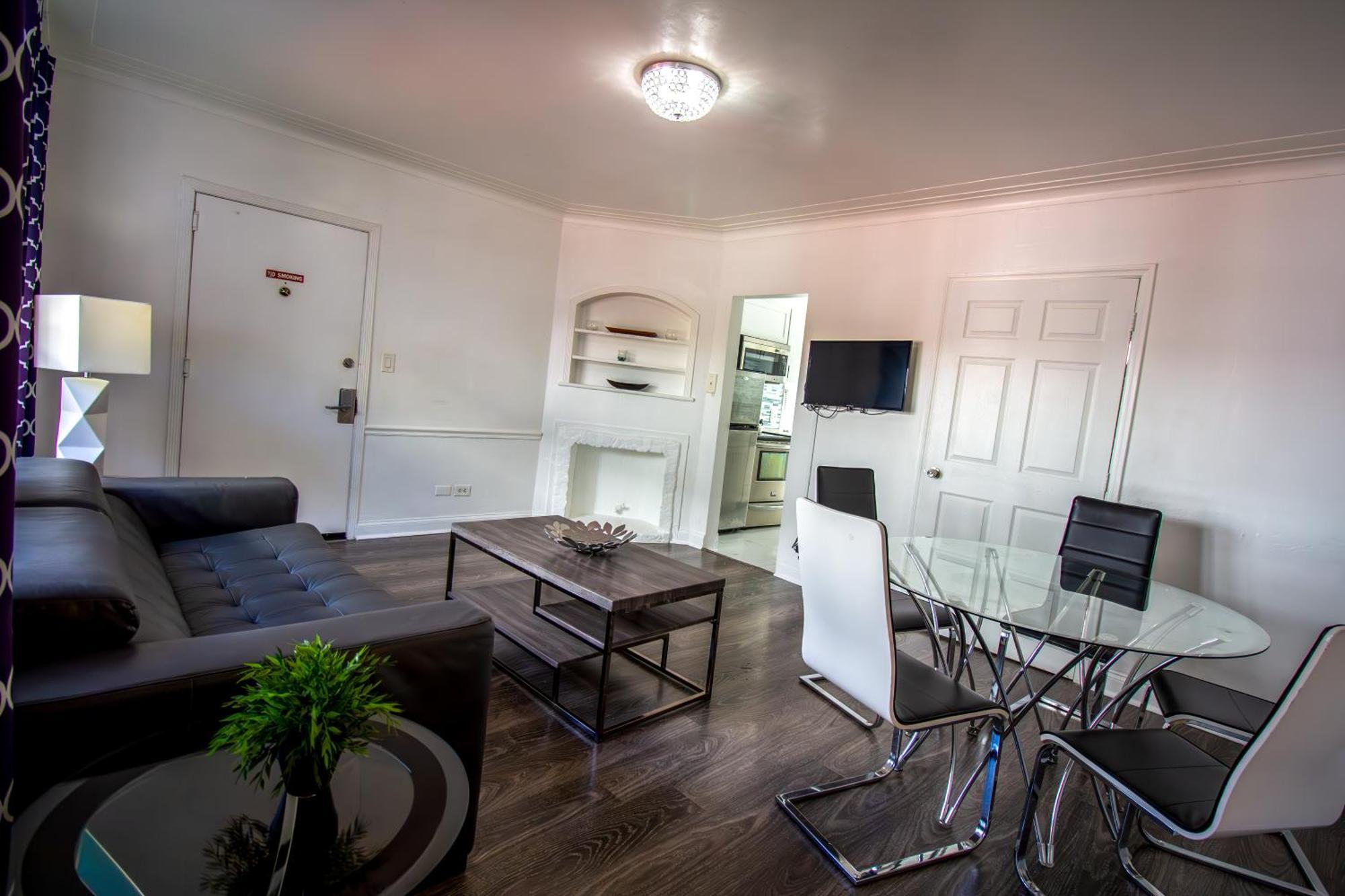 Courtyard Apartments Part Of The Oasis Casita Collection Miami Beach Exterior photo